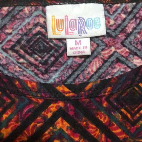 Geometric Patterned Lularoe Irma - Picture 3 of 4